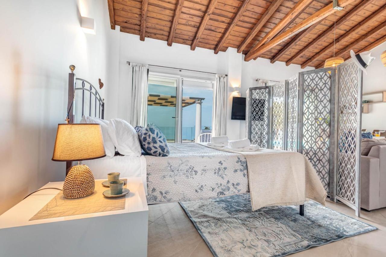 Ocean View - Luxury Villa Nefeli Kontogialos Eksteriør bilde